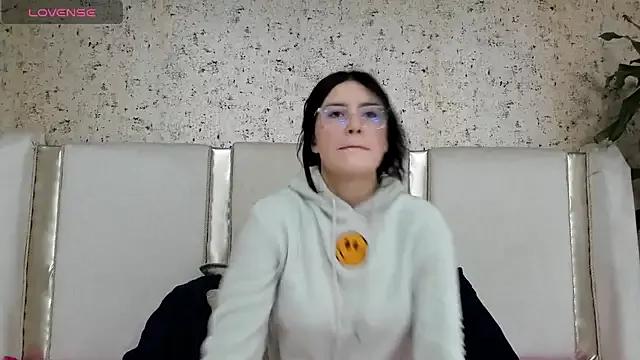 maddy_jaclsonw from StripChat