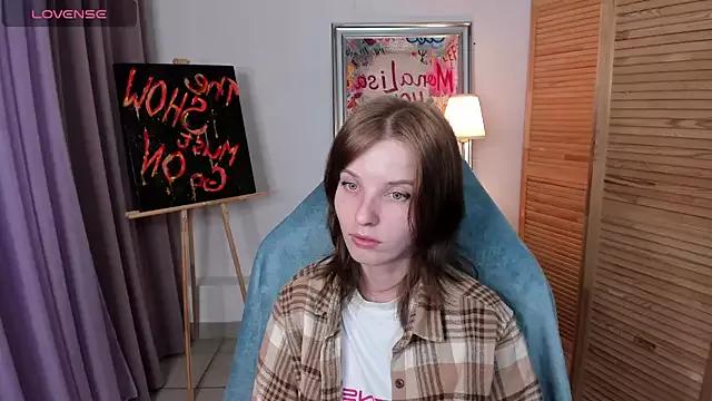 Madelaineses from StripChat is Freechat