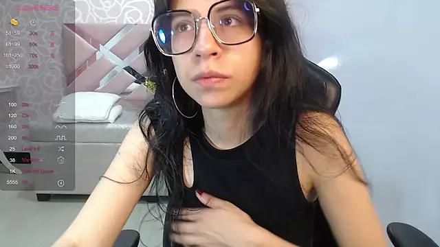 Madison08_ch from StripChat is Freechat