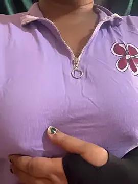 Maggi-is-back from StripChat is Freechat