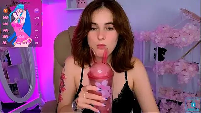 Magic__Peach from StripChat is Freechat