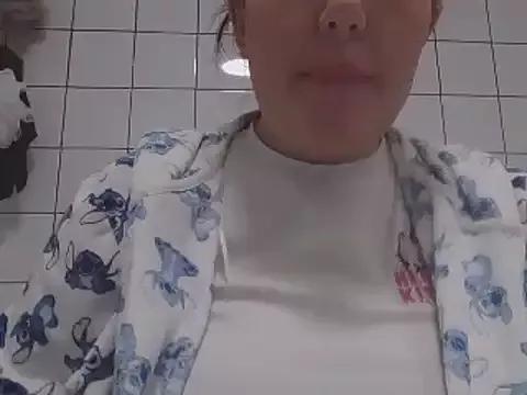 magical_mia from StripChat is Freechat