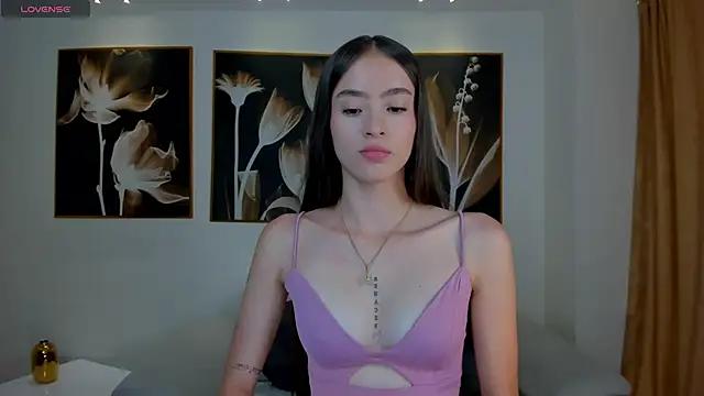MaiaCollins from StripChat