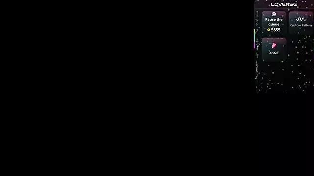 maiagoldenn from StripChat
