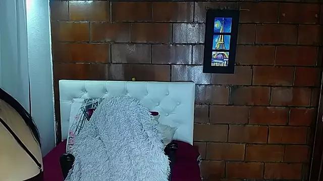Maira_B from StripChat is Freechat