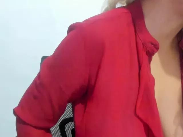Malaika_Gerd from StripChat