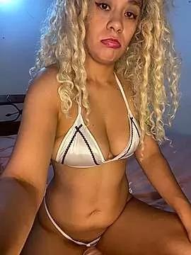 Malaika_Gerd from StripChat