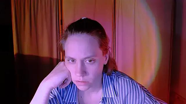 Malinax from StripChat is Freechat
