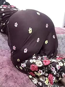 Mama_Queen_ from StripChat