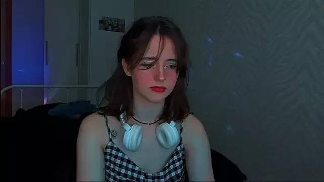 mandy_xBaby from StripChat is Freechat