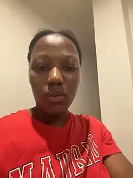 Manlykellya_ from StripChat is Freechat