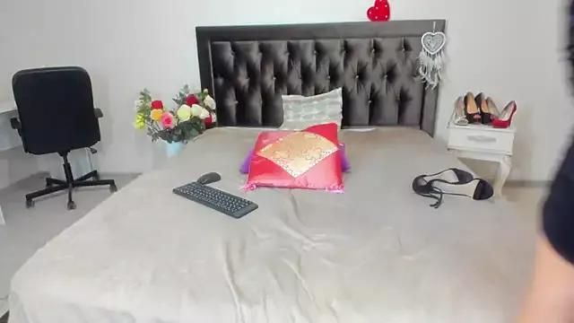 Girls: try live performances with matured performers, from dancing to quirks, in a variety of beautiful sex cams.