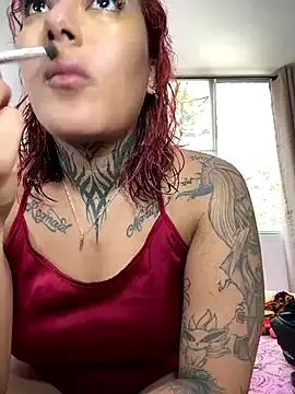 MargothWolfe from StripChat is Freechat