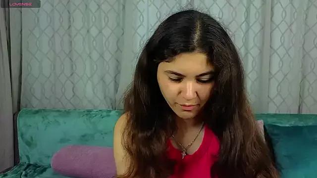 mariabenten from StripChat is Freechat