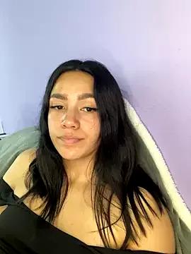 Marianahb-e from StripChat is Freechat