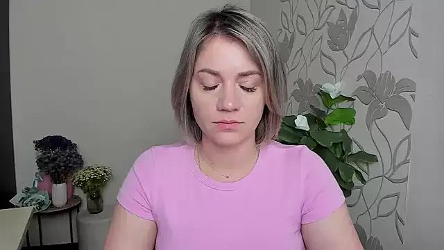 MariaSttone from StripChat is Freechat