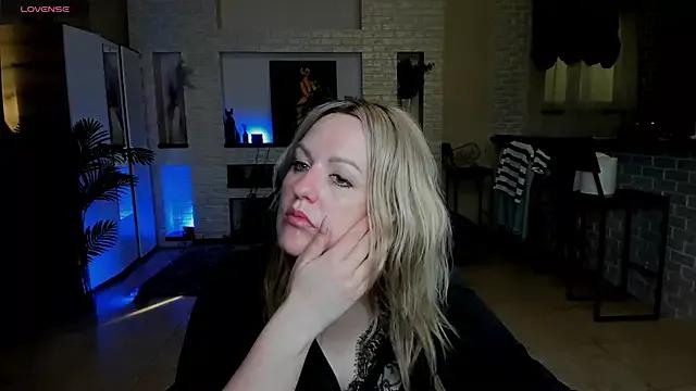 Girls: try live performances with matured performers, from dancing to quirks, in a variety of beautiful sex cams.