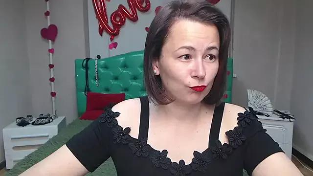 MarieSho from StripChat is Freechat