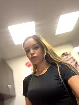MarilynNova from StripChat is Freechat