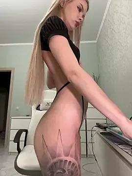 marisssechkkka from StripChat is Freechat