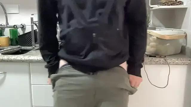 marriedbullbrazil from StripChat