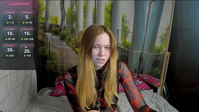MarryJanes from StripChat