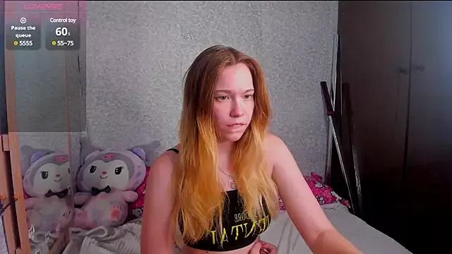 MarryJanes from StripChat is Freechat