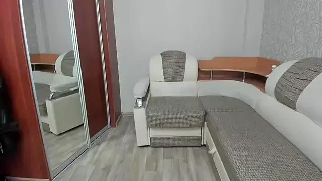 Marrymepls from StripChat