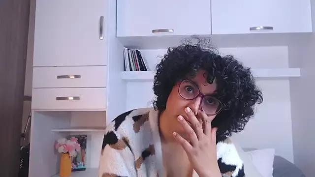Martina_Ruis from StripChat is Freechat