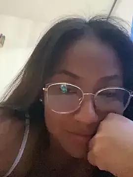 MartinaCarter33 from StripChat is Freechat