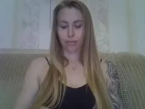 Mary_ro from StripChat is Freechat