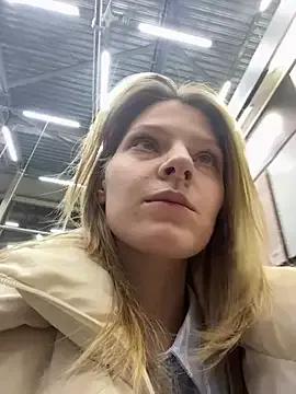 MaryHiggins from StripChat is Freechat