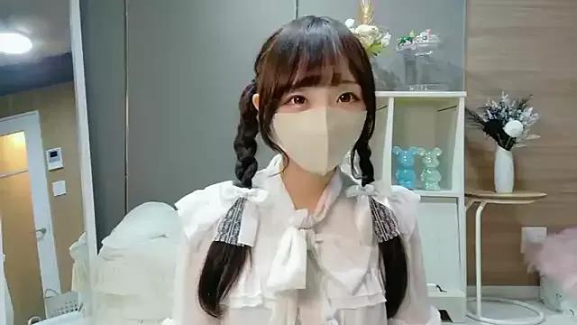 Mashiro-chan webcams show profile image 