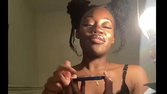 maskedgirl5005 from StripChat is Freechat