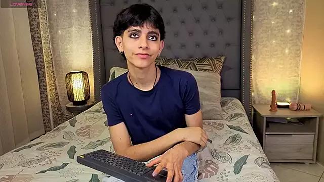 Matty_Sparkk from StripChat