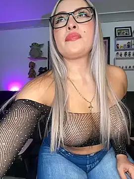 Photos of may_aceros from StripChat is Freechat