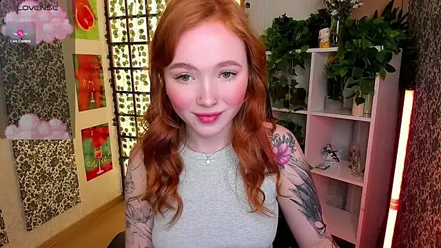Maya_Light from StripChat