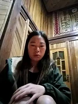 MayLyy from StripChat is Freechat