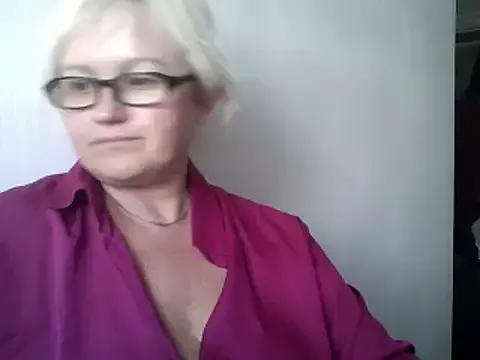 Mayya4321 from StripChat
