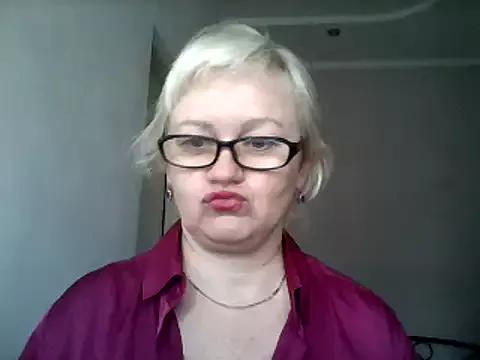 Mayya4321 from StripChat