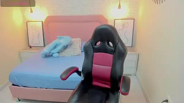 MEGANZARICK from StripChat is Freechat