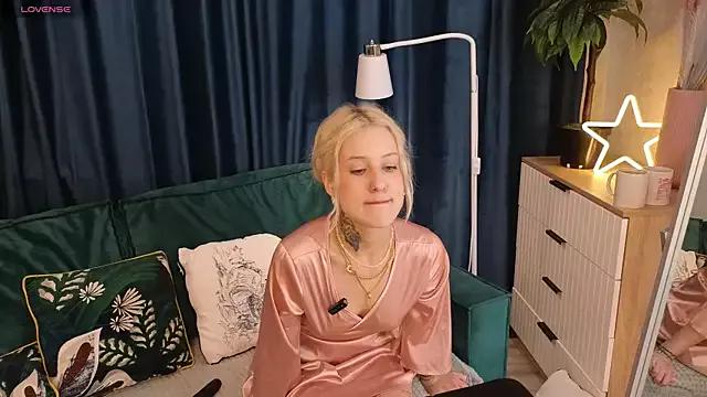 Girls: try live performances with matured performers, from dancing to quirks, in a variety of beautiful sex cams.