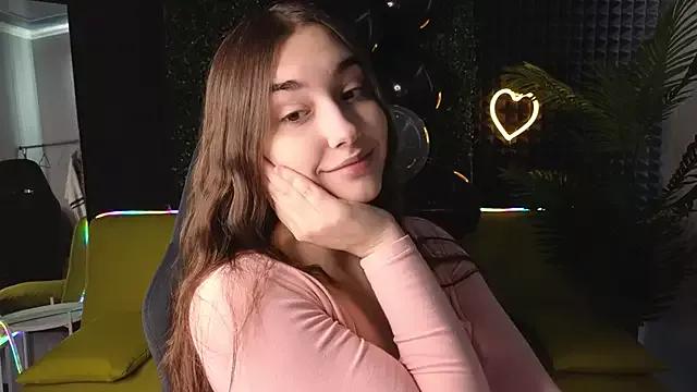 Photos of MelissaPristine from StripChat is Freechat