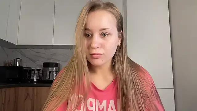 melissatender from StripChat is Freechat