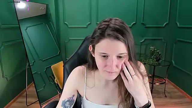 Melly_Shally from StripChat