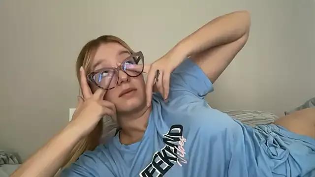 Mermaid-hana from StripChat