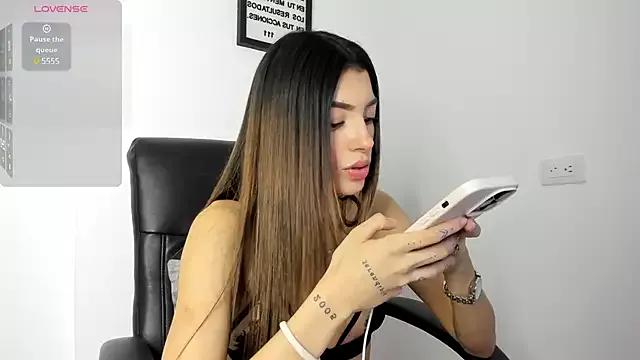 Girls: try live performances with matured performers, from dancing to quirks, in a variety of beautiful sex cams.
