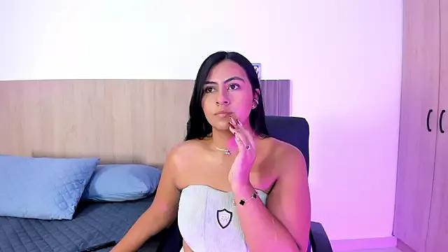 Mia_cm from StripChat is Freechat