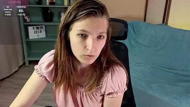 Mia_Myles from StripChat is Freechat