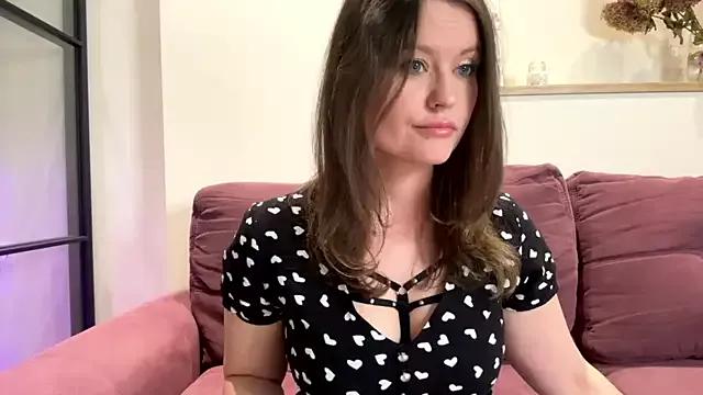 mia_shine_bright_wow from StripChat is Freechat